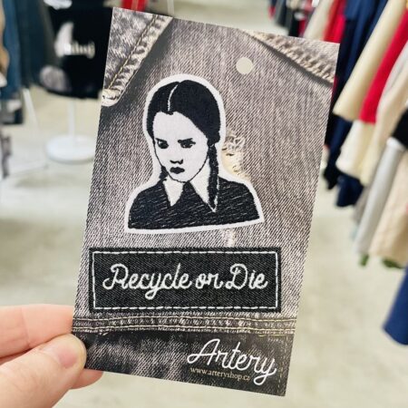 Set nažehlovacích nášivek Wednesday Addams Artery