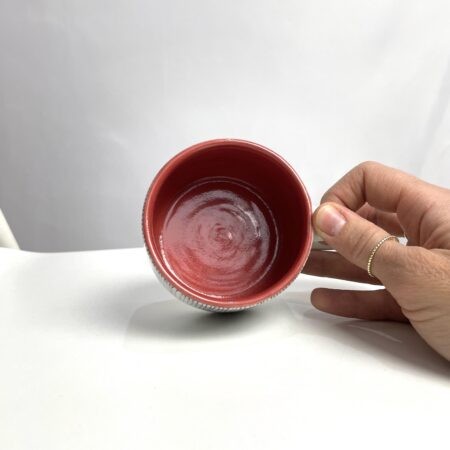 Červený hrnek porcelánový Čáry 120 ml - Darouge