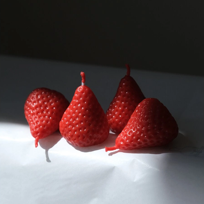 Svíčka Strawberry, 5 ks – Apiformy Svíčka Strawberry, 5 ks – Apiformy